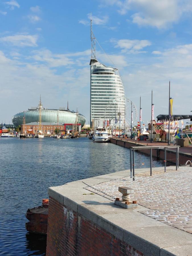 Ferienwohnung Breitschuhs Havenwelten Бремерхавен Екстериор снимка